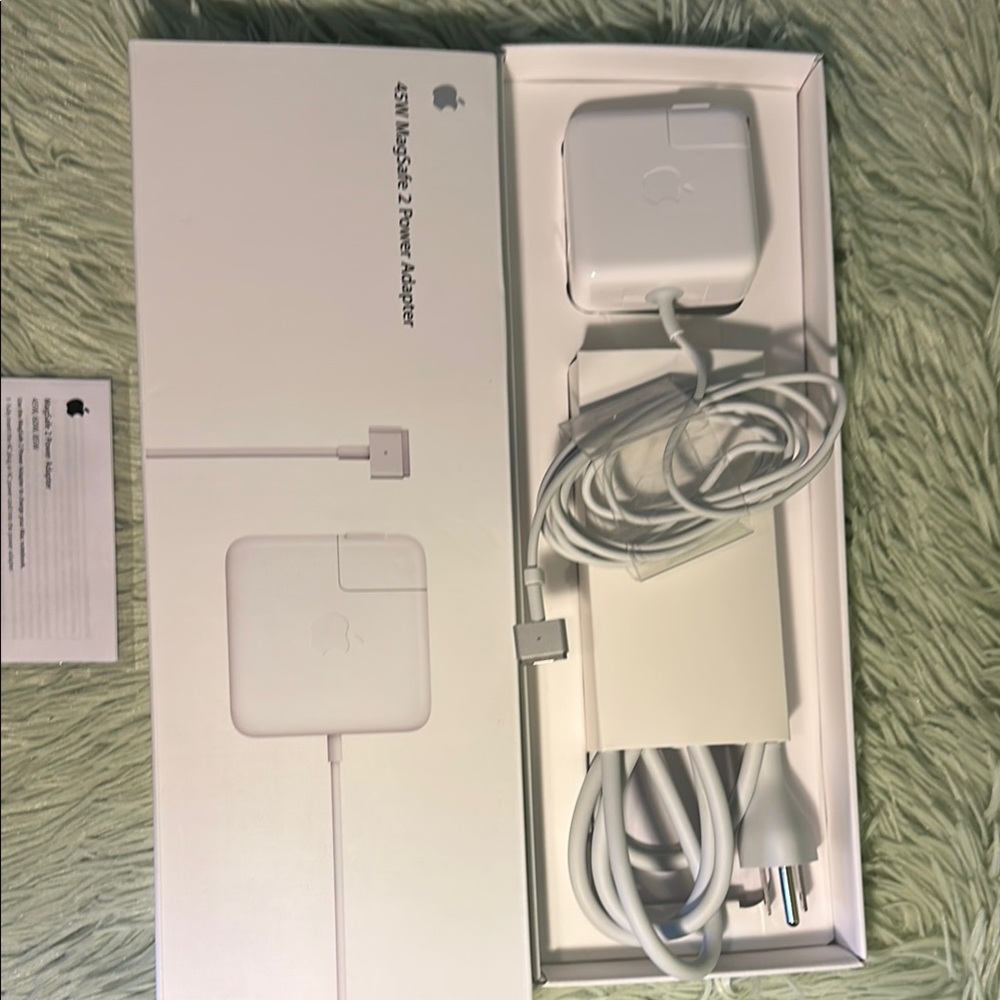 Apple 45W MagSafe 2 Power Adapter